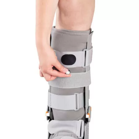 Бандаж на голеностопный сустав (тутор) Тривес Т.46.52 жесткий с шарниром 