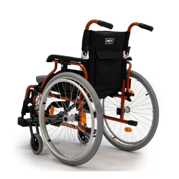Кресло-коляска МЕТ STABLE с регулировкой высоты подлокотников, ширина сиденья 46 см, колеса пневматические