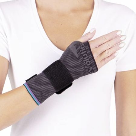 Бандаж компрессионный на лучезапястный сустав Тривес Т-8381С Evolution 