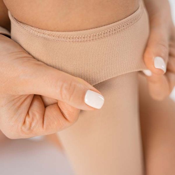 Гольфы компрессионные Evolution ТК.910 унисекс 1 класс компрессии с открытым носком цвет бежевый